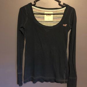 Long sleeve Hollister scoop neck